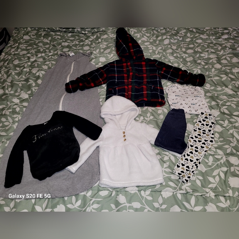 Baby Girl Clothes Bundle * 7 Pieces  * Fall / Winter * 18 To 24 Months *